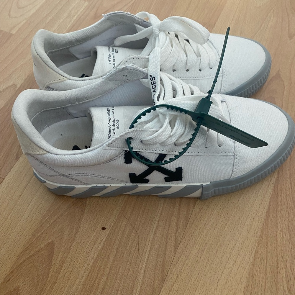 Off-White size 38 White Sneakers with Black Accents